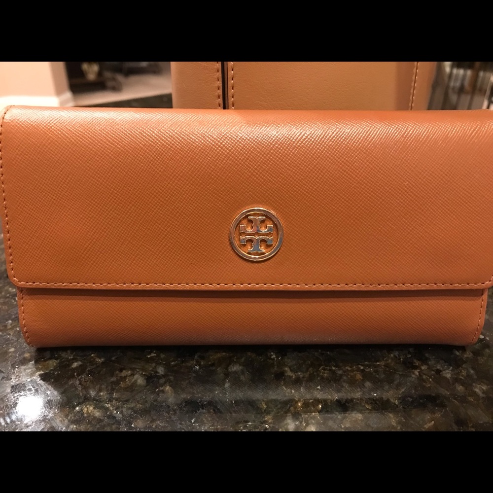 Tory Burch Trifold Robinson Wallet
